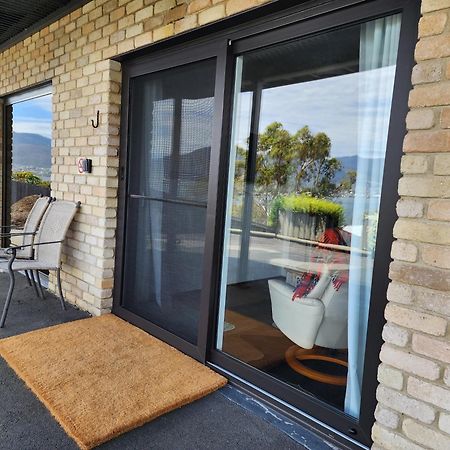 Waterfront Abode - 2 Bedrooms Hobart Esterno foto