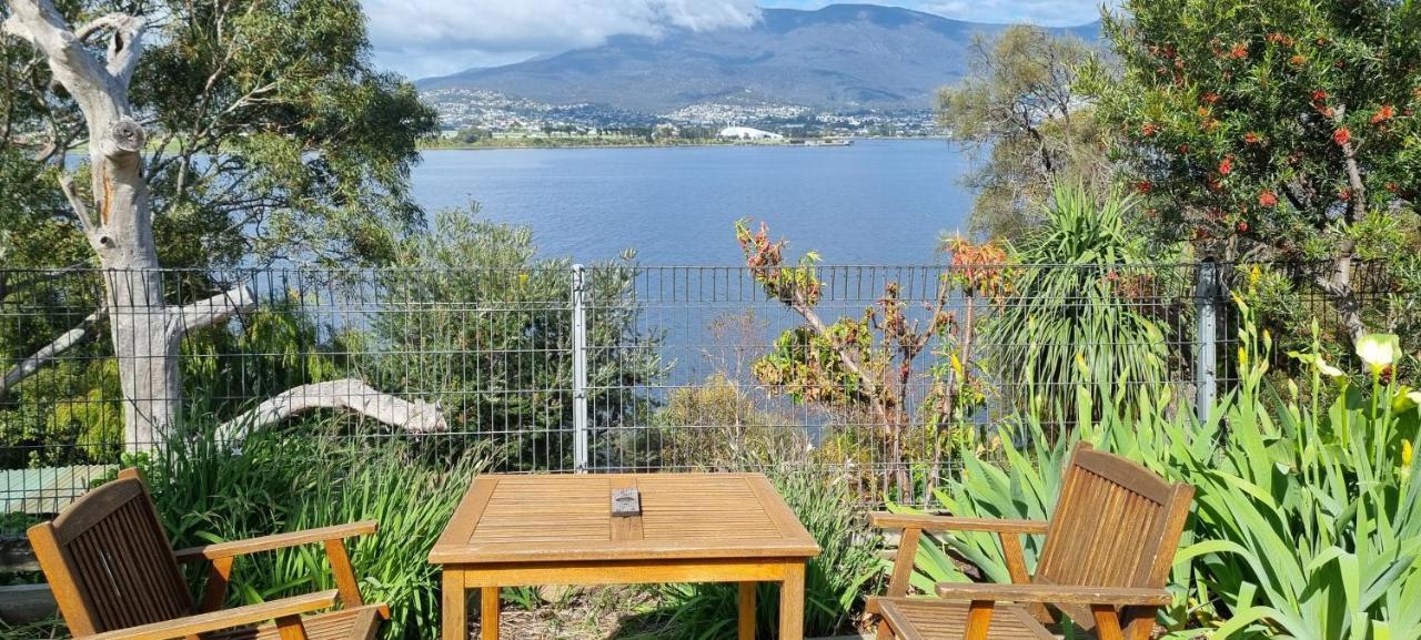 Waterfront Abode - 2 Bedrooms Hobart Esterno foto