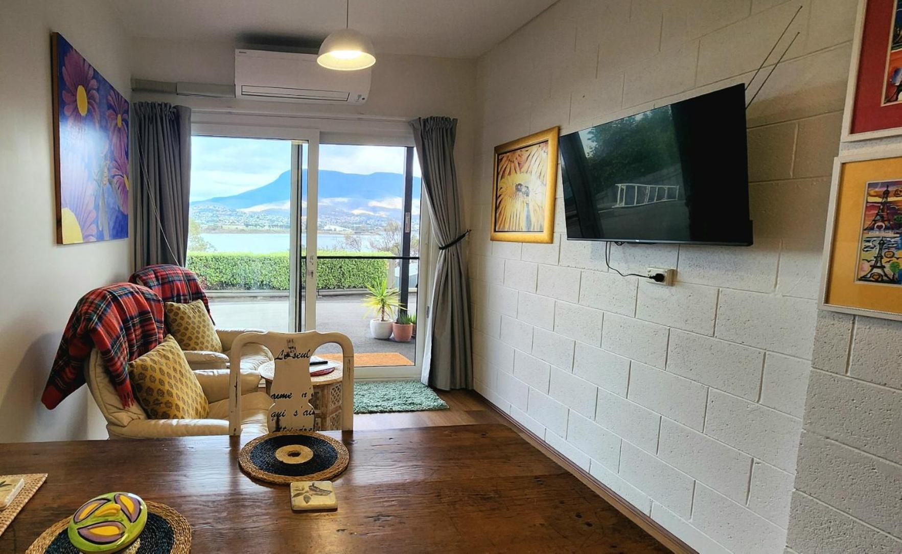 Waterfront Abode - 2 Bedrooms Hobart Esterno foto
