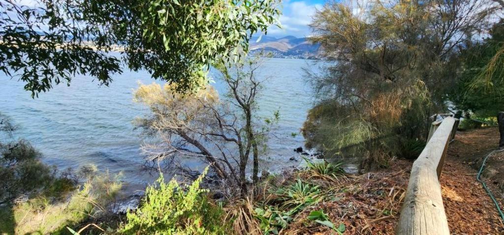 Waterfront Abode - 2 Bedrooms Hobart Esterno foto
