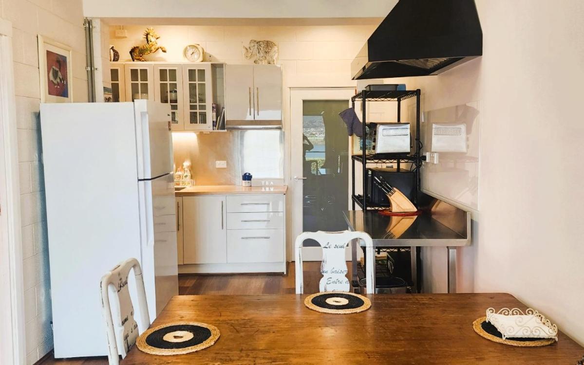 Waterfront Abode - 2 Bedrooms Hobart Esterno foto